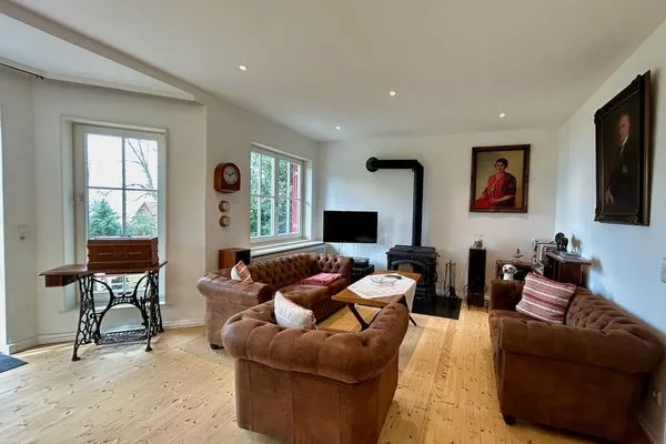  Ferienhaus am See Wasserburg - Wohnbereich