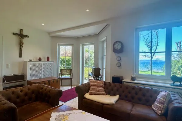  Ferienhaus am See Wasserburg - Wohnbereich