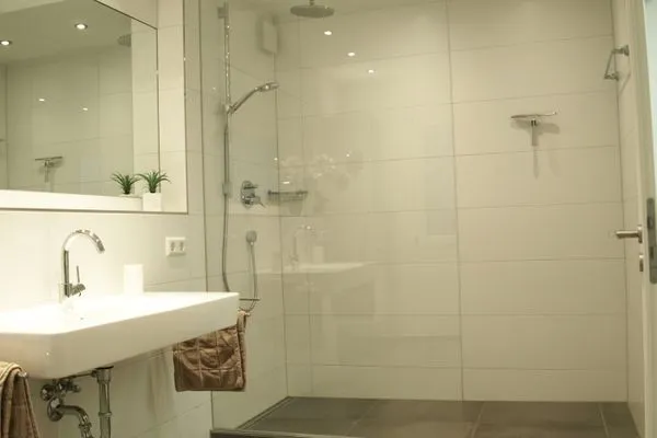  Ferienwohnung Insel-Ambiente Lindau Insel - Dusche im Badezimmer