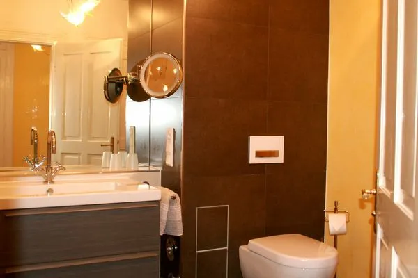 Multi-Fewo-Haus Maximilianstraße Ferienwohnung Luxus Loft Lindau Insel - Badezimmer 1