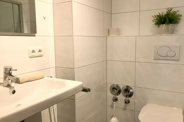  Ferienwohnung Seetraum Kressbronn - Badezimmer 2