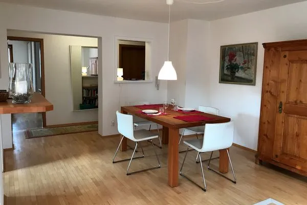  Ferienwohnung Im schönen Dorf Lindau und Umgebung - Essbereich im Wohnzimmer