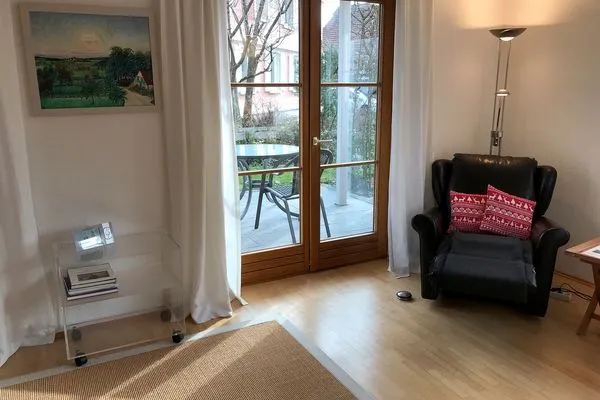  Ferienwohnung Im schönen Dorf Lindau und Umgebung - Wohnzimmer