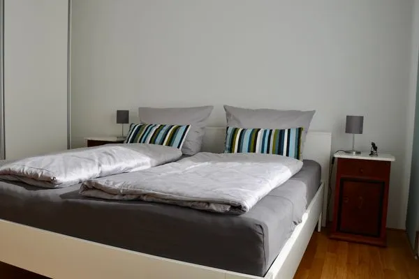 Multi-Fewo Haus Obere Ebenhalde Ferienwohnung ZOOM Wasserburg - Schlafzimmer 1