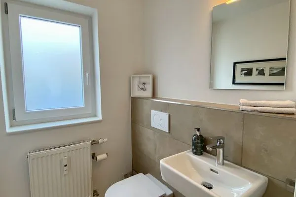 Multi-Fewo Haus Obere Ebenhalde Ferienwohnung ZOOM Wasserburg - WC