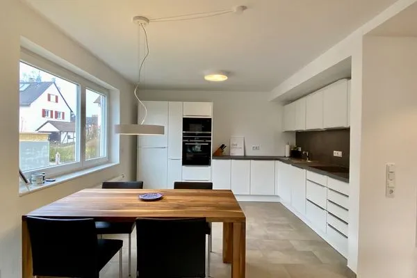 Multi-Fewo Haus Obere Ebenhalde Ferienwohnung ZOOM Wasserburg - Essbereich