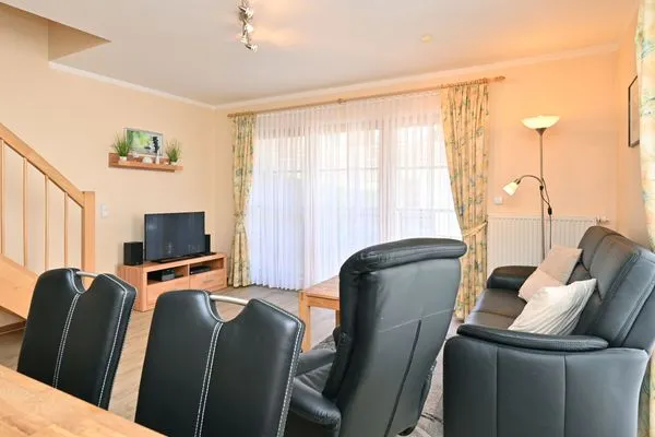 Wohnbereich Ferienpark Freesenbruch Reihenhaus 5c - Hummer