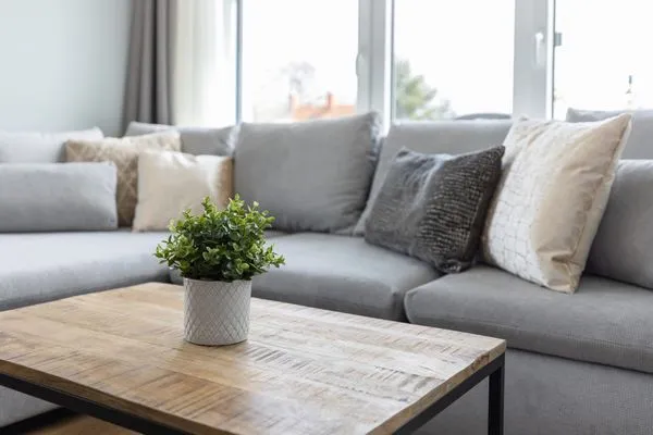 Wohnzimmer Sturmfrei Ferienwohnung "Galerie 1"