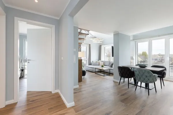 Wohnzimmer Sturmfrei Ferienwohnung "Galerie 1"