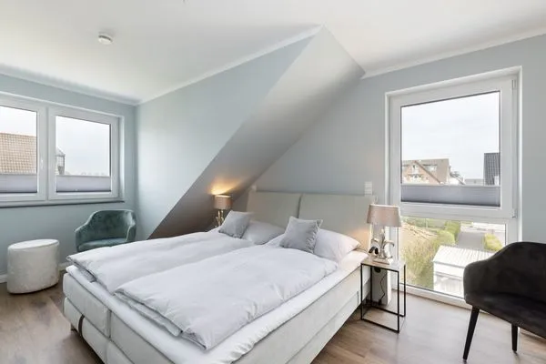 Schlafzimmer Sturmfrei Ferienwohnung "Galerie 1"