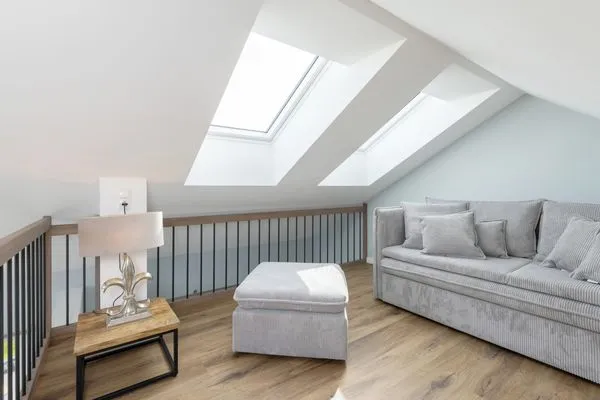 Wohnzimmer Sturmfrei Ferienwohnung "Galerie 1"