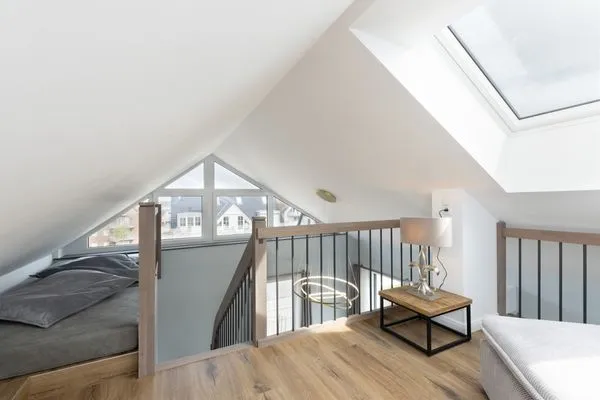 Wohnzimmer Sturmfrei Ferienwohnung "Galerie 1"