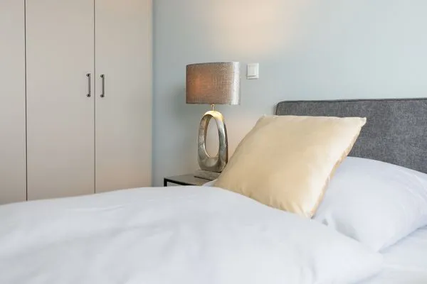 Schlafzimmer Sturmfrei Ferienwohnung "Galerie 2"