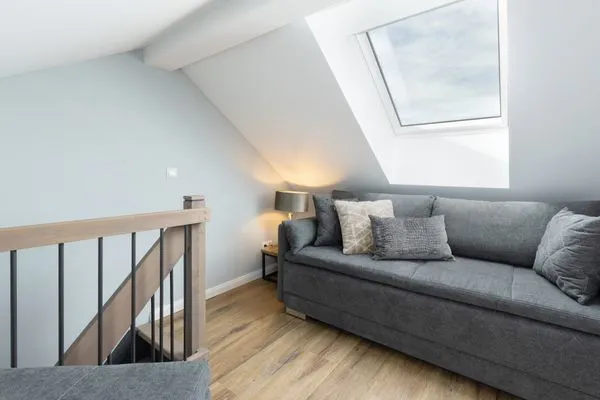 Wohnzimmer Sturmfrei Ferienwohnung "Galerie 2"