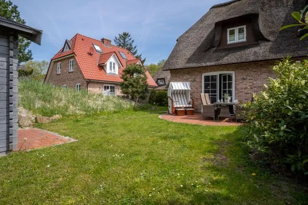Reetdachhaus Dünengras SPO Reetdachhaus Dünengras SPO SPO Dorf - 