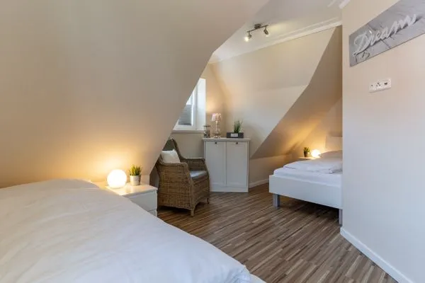Reetdachhaus Dünengras SPO Reetdachhaus Dünengras SPO SPO Dorf - 
