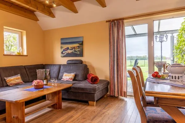   50142 Gretchen´s Hus 2