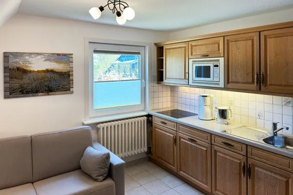 Offene Wohnküche in der Ferienwohnung Üüs Aran 1 in Süddorf auf Amrum Haus *Üüs Aran* Ferienwohnung *Üüs Aran 1*