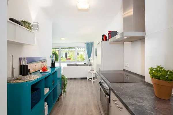 Küche / Küchenzeile  (MEI2b) Ferienwohnung "Landkrabbe"