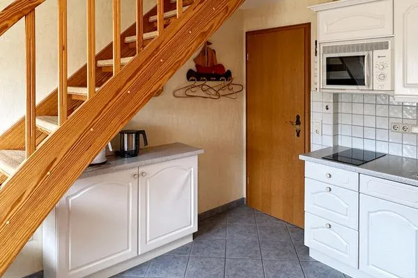 Küche in der Ferienwohnung Üüs Aran 6 in Süddorf auf Amrum Haus *Üüs Aran* Ferienwohnung *Üüs Aran 6*