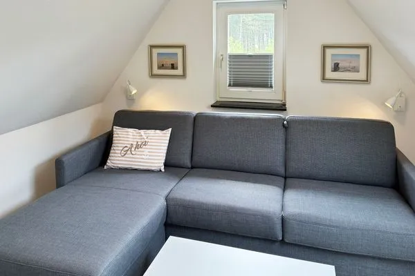 Wohnzimmer in der Ferienwohnung Üüs Aran 6 in Süddorf auf Amrum Haus *Üüs Aran* Ferienwohnung *Üüs Aran 6*