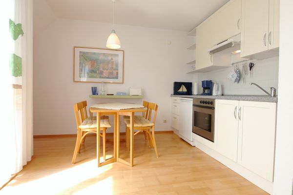  Klosterstrasse 14b Wohnung 11  - Küche / Küchenzeile