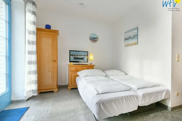 Schlafmöglichkeiten im Wohnzimmer Ferienappartements Am Neuensiener See Ferienwohnung 2