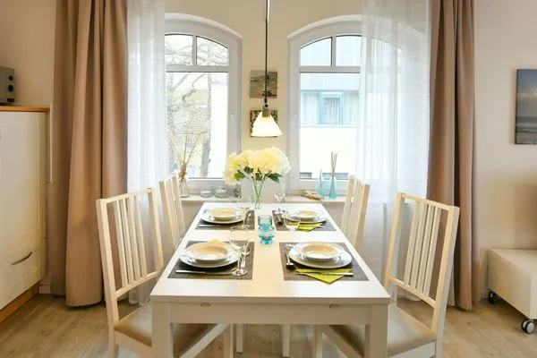 Essbereich Villa Kranich Ferienwohnung 9