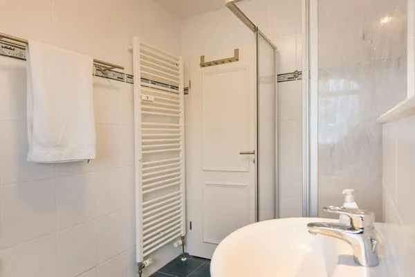 Badezimmer Villa Kranich Ferienwohnung 9