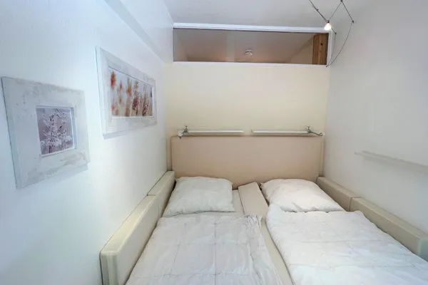 Schlafzimmer Panoramic App. C02-1