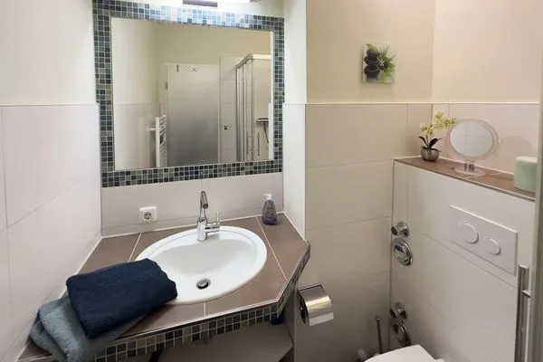 Badezimmer der Ferienwohnung Watt'n Blick in Wittdün auf Amrum Haus Nordenlicht Ferienwohnung Watt'n Blick