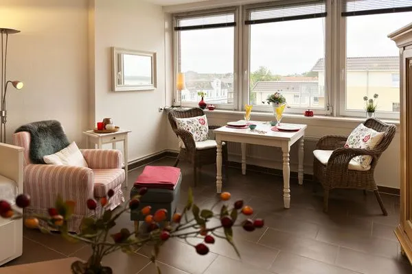 Wohnzimmer der Ferienwohnung Watt'n Blick in Wittdün auf Amrum Haus Nordenlicht Ferienwohnung Watt'n Blick