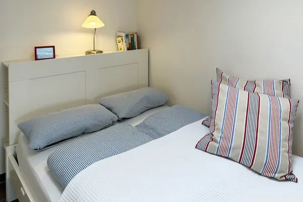 Schlafzimmer der Ferienwohnung Watt'n Blick in Wittdün auf Amrum Haus Nordenlicht Ferienwohnung Watt'n Blick