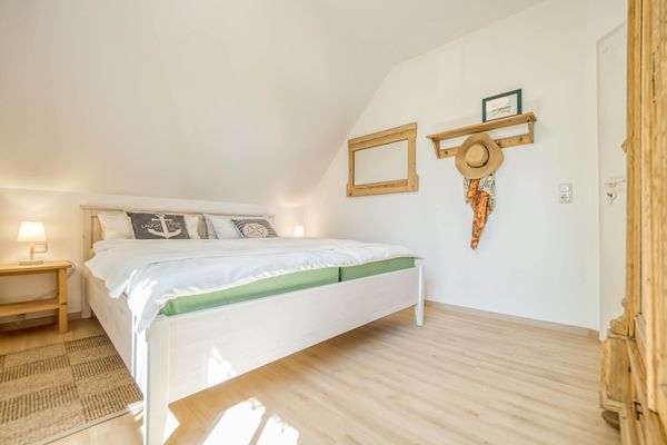 Alte Reihe 9 Haus Am Wind 6 Zingst - Schlafzimmer