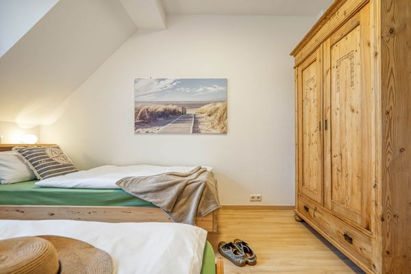  Alte Reihe 9 Haus Am Wind 6 Zingst - Schlafzimmer