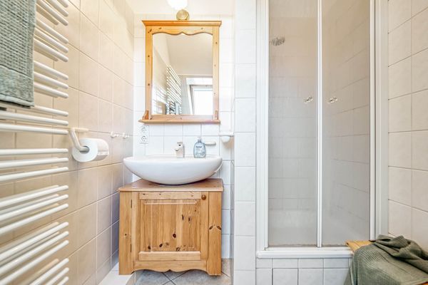  Alte Reihe 9 Haus Am Wind 6 Zingst - Badezimmer