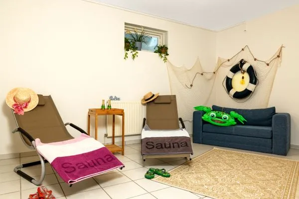 Sauna Haus Sonnenschein Sommerwiese