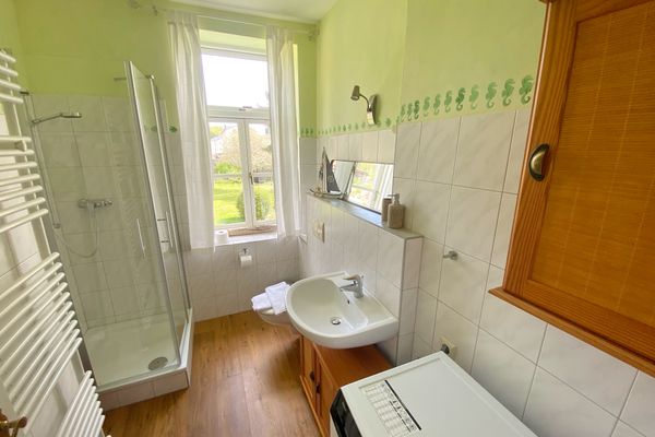 mit Dusche