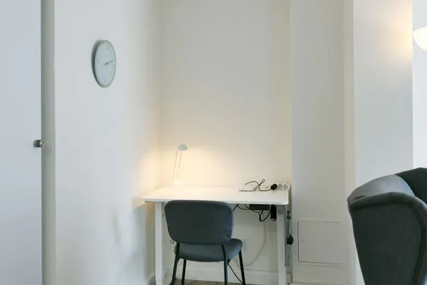 Arbeitsplatz im Wohnzimmer Parkresidenz Concordia Ferienwohnung 12a