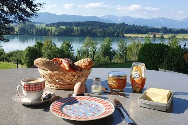 Gartenblick Feriendorf Hochbergle Haus 142 - Lechseeblick