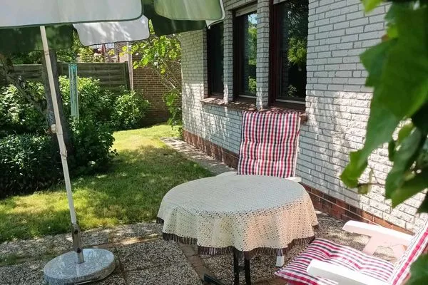 Terrasse Haus Bachstelze Ferienwohnung Lütje Herta