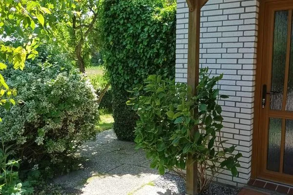 Fassade / Eingang Haus Bachstelze Ferienwohnung Lütje Herta