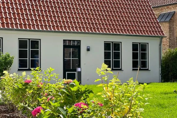 Fassade / Eingang  Lichtdurchflutete Ferienwohnung 'Dom-Blick' mit Blick auf den Schleswiger Dom