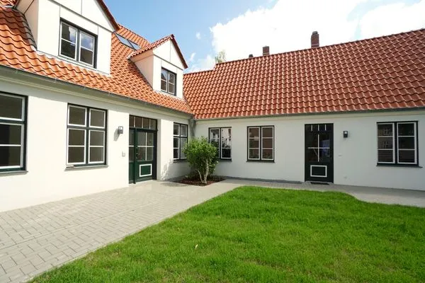 Fassade / Eingang  Ferienwohnung 'An der Schlei' für bis zu drei Personen mit Blick auf den Schleswiger Dom