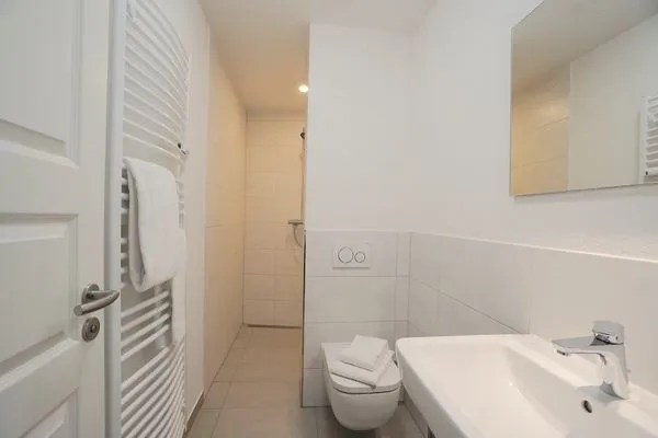 Badezimmer  Ferienhaus 'Lütt Huus' für bis zu sechs Personen im historischen Stadtkern von Schleswig