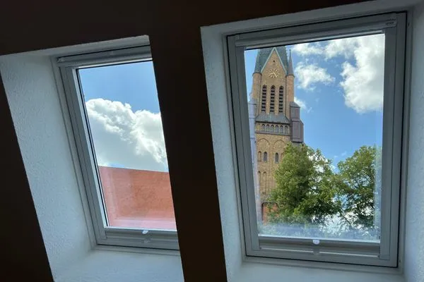 Blick auf Sehenswürdigkeit  Lichtdurchflutete Ferienwohnung 'Dom-Blick' mit Blick auf den Schleswiger Dom