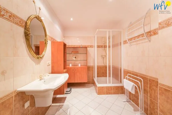 Badezimmer Lotsenstation Sassnitz Ferienwohnung O-Messe