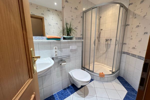 Ferienhaus Brise - Matrosenstube  - Badezimmer
