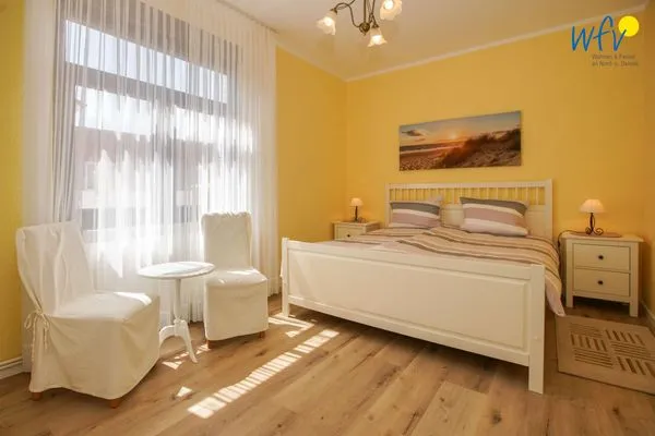 Schlafzimmer Ferienhaus Heidi Ferienwohnung Sandburg