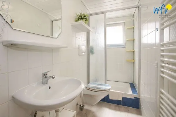 Badezimmer Ferienhaus Heidi Ferienwohnung Sandburg
